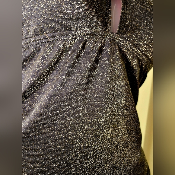 One Pc Swimsuit - Picture 4 of 5